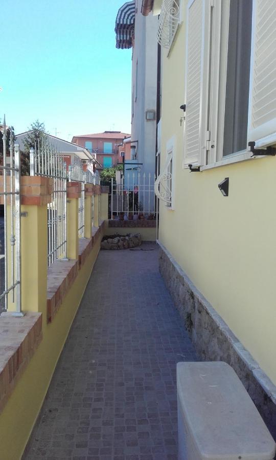 B&B A Casa Di Antonella Scauri  Ngoại thất bức ảnh