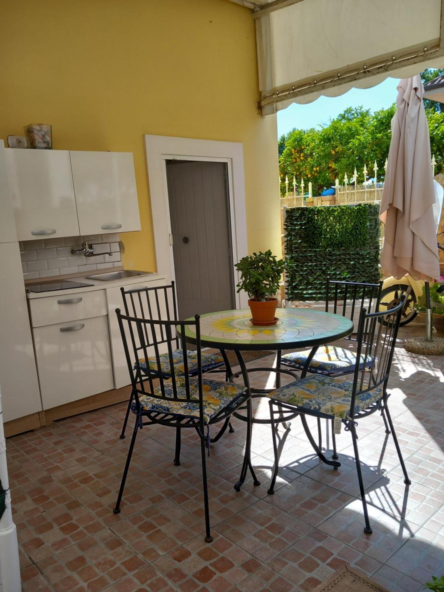 B&B A Casa Di Antonella Scauri  Ngoại thất bức ảnh