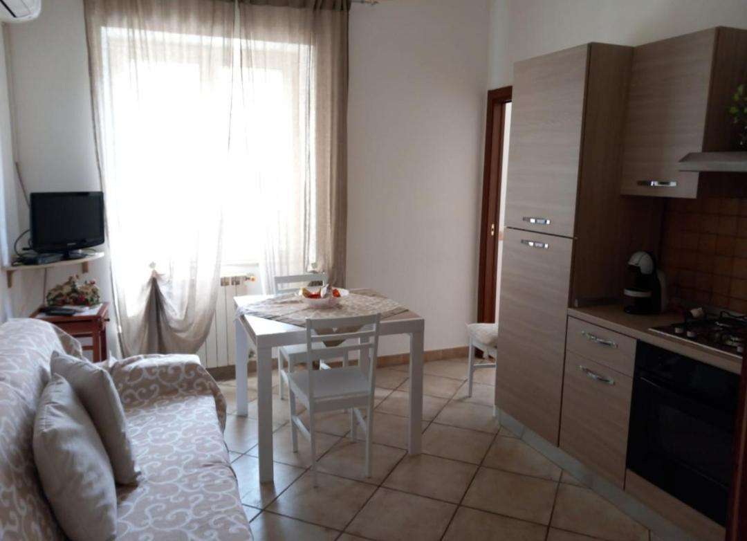 B&B A Casa Di Antonella Scauri  Ngoại thất bức ảnh